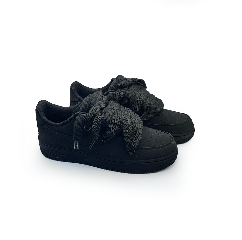 Custom Sneakers Ninja Black ,, Lanvin Laces '' Schwarz