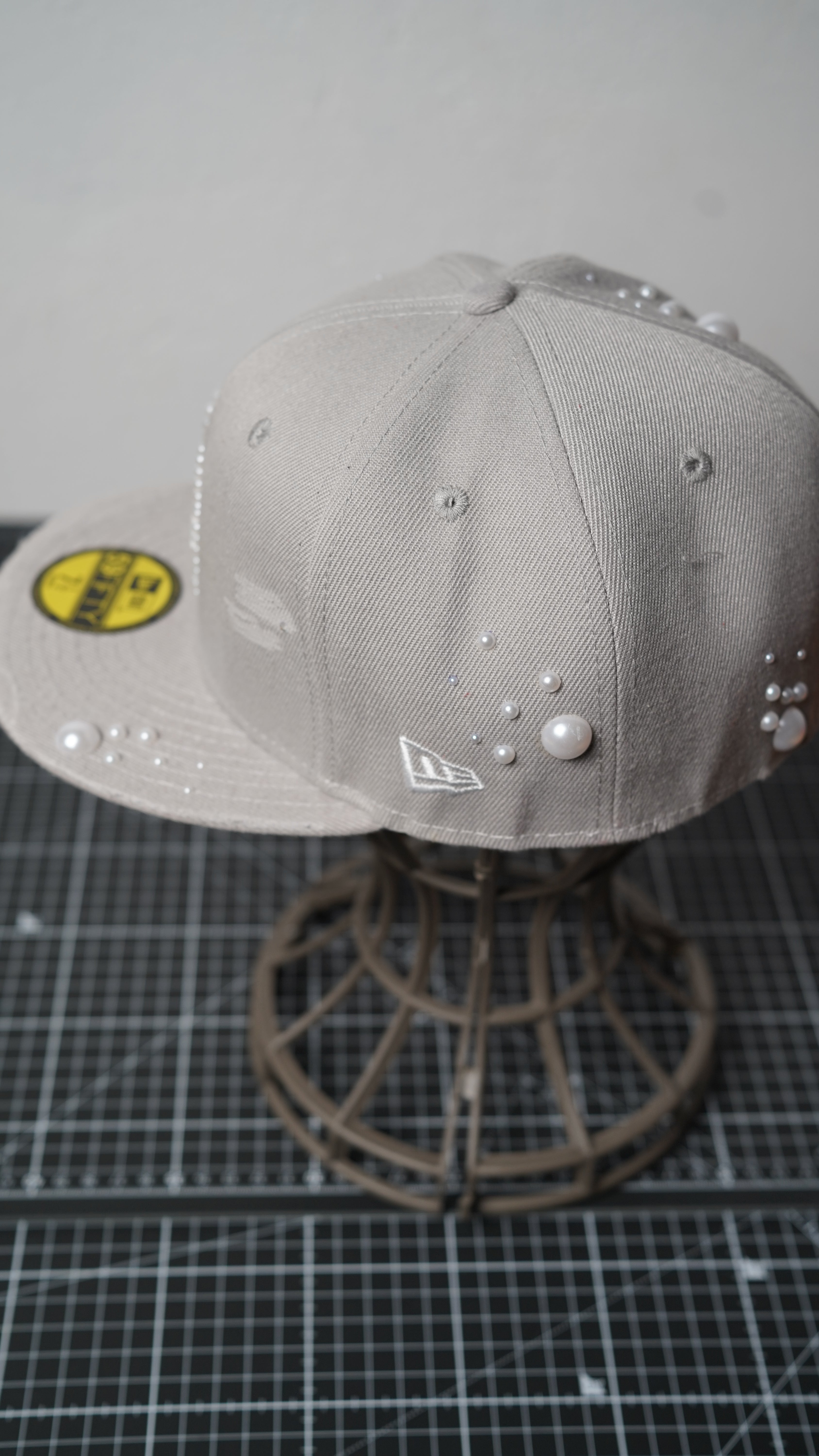 Custom-Fitted Caps “Gray“ COSMA