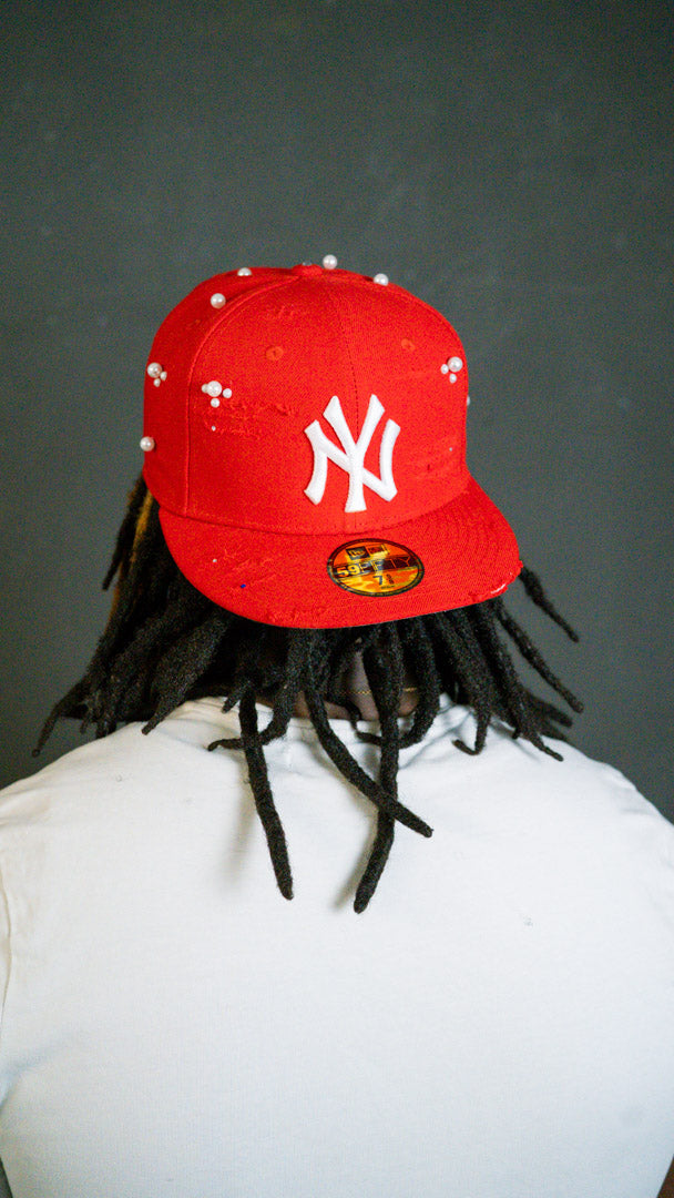 Custom-Fitted Caps “Red“