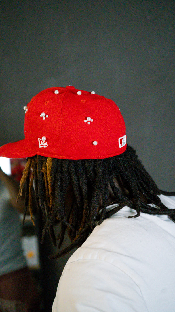 Custom-Fitted Caps “Red“