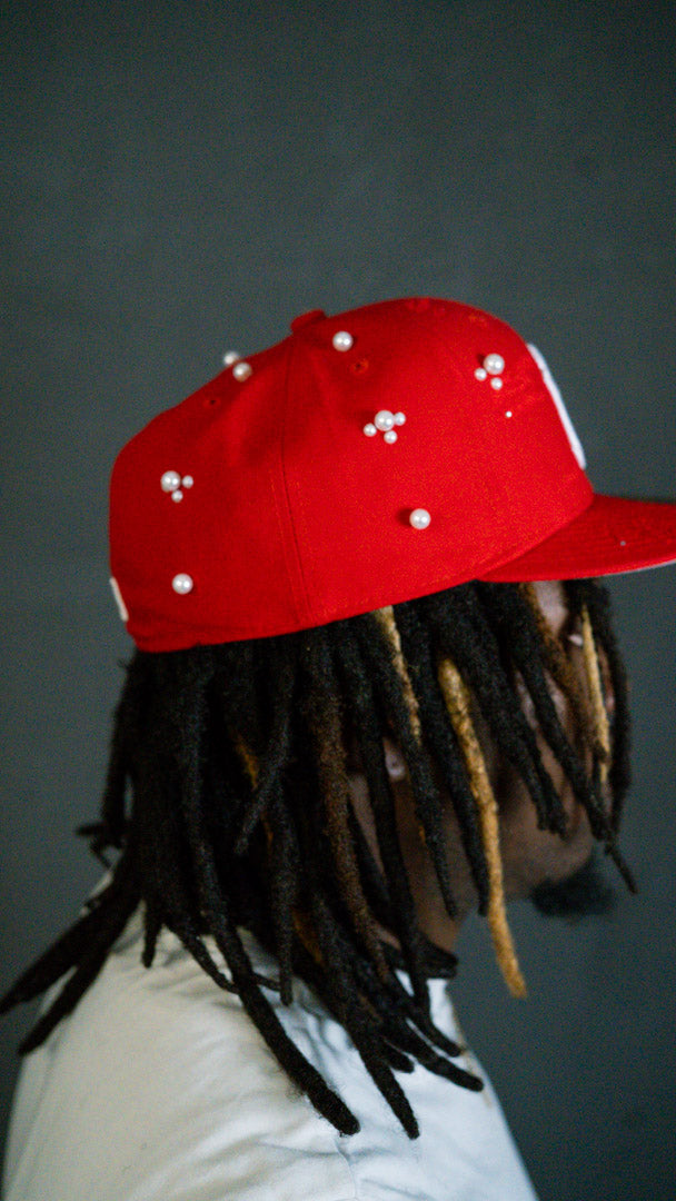 Custom-Fitted Caps “Red“