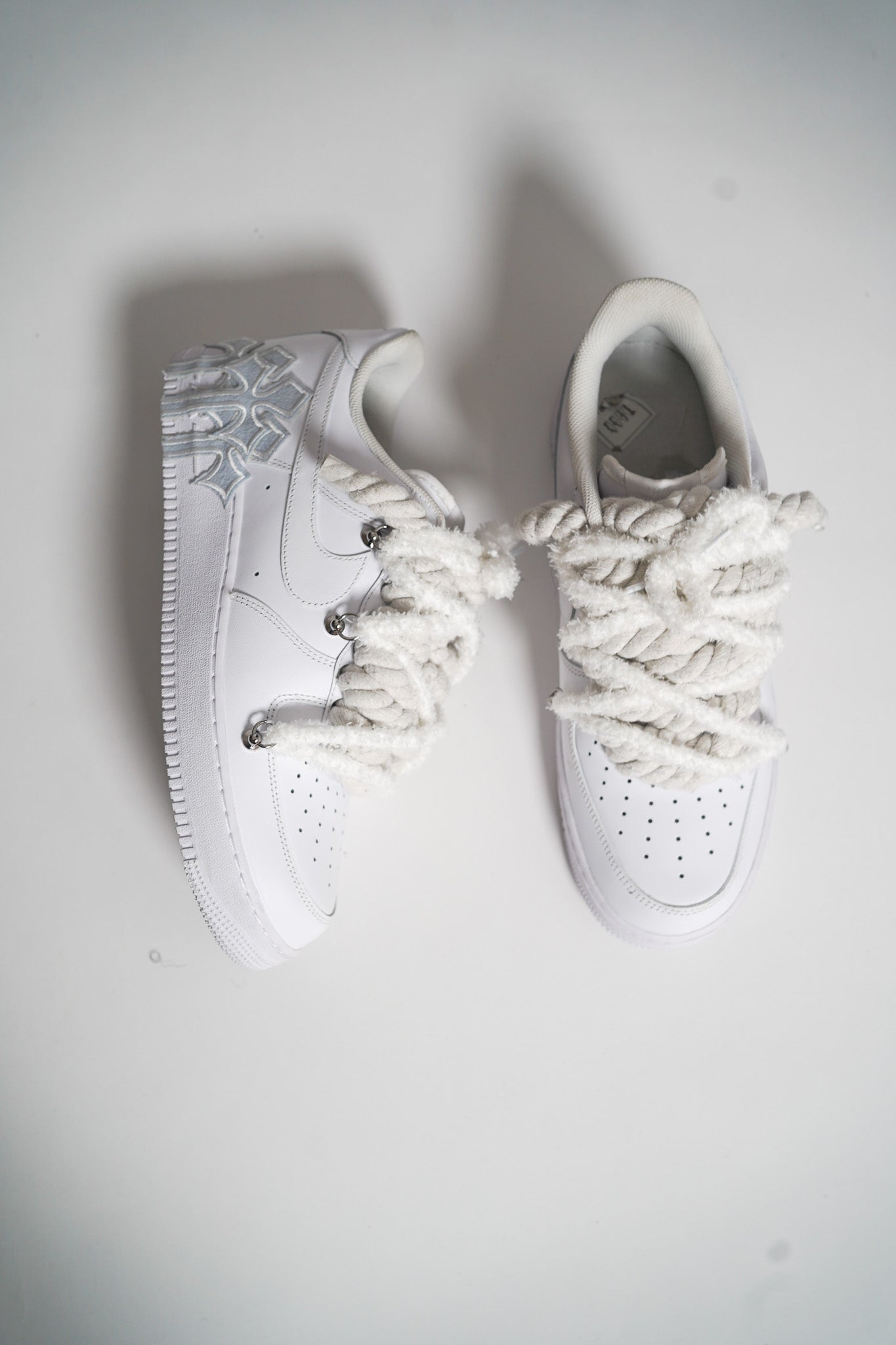 Custom Sneakers '' Rope Laces '' Thorns White Extra Laces White