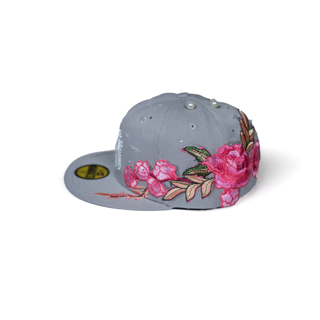 Custom-Fitted Caps “Gray“