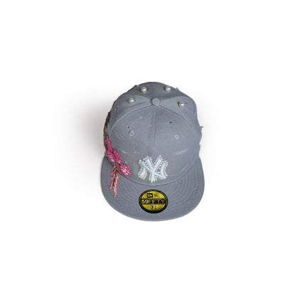 Custom-Fitted Caps “Gray“