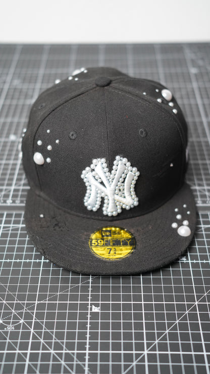 Custom-Fitted Caps “Black“ COSMA