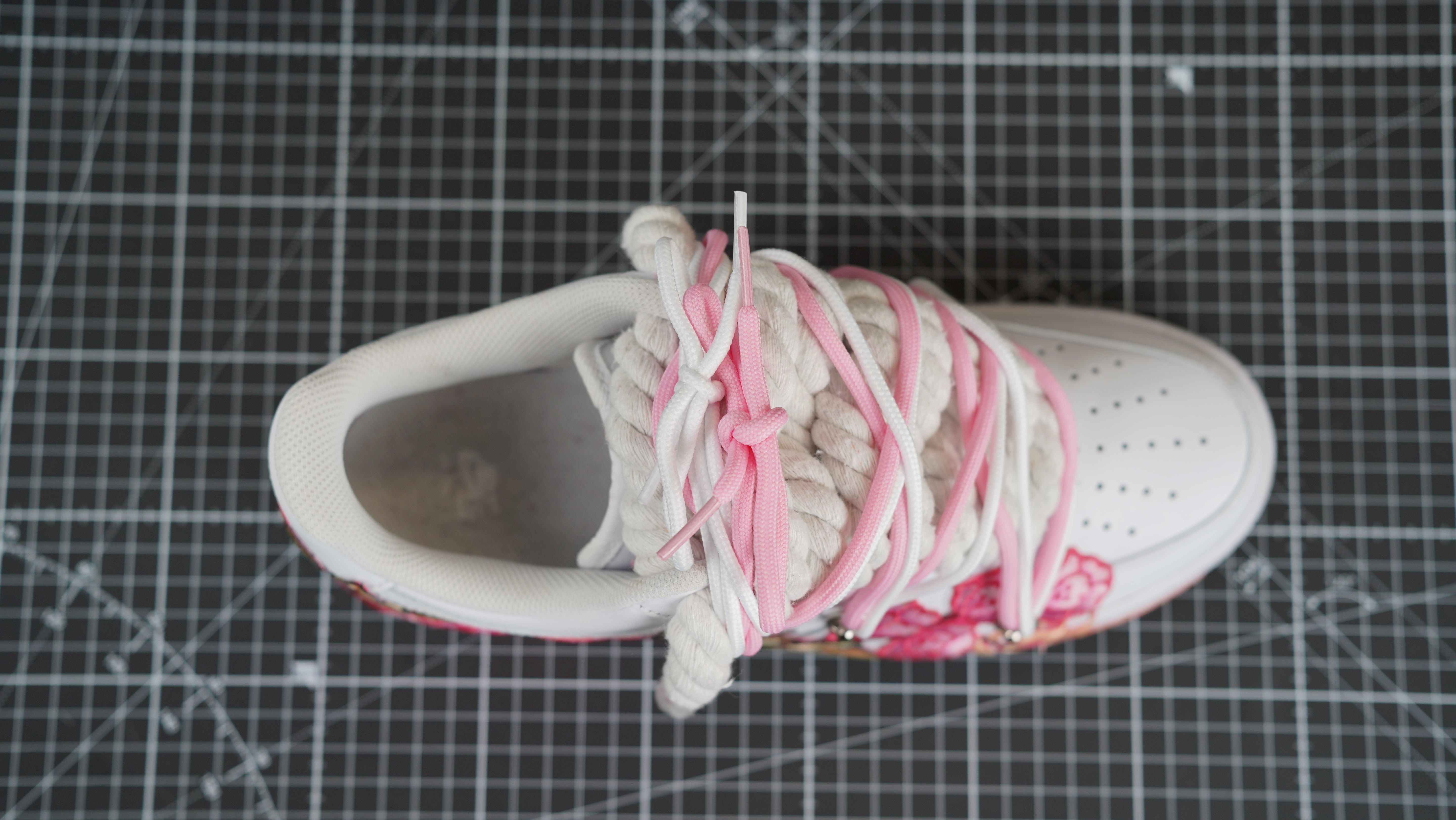 Custom Sneakers Weiß “ROPE LACES” Pink Parfait extra Dunk
