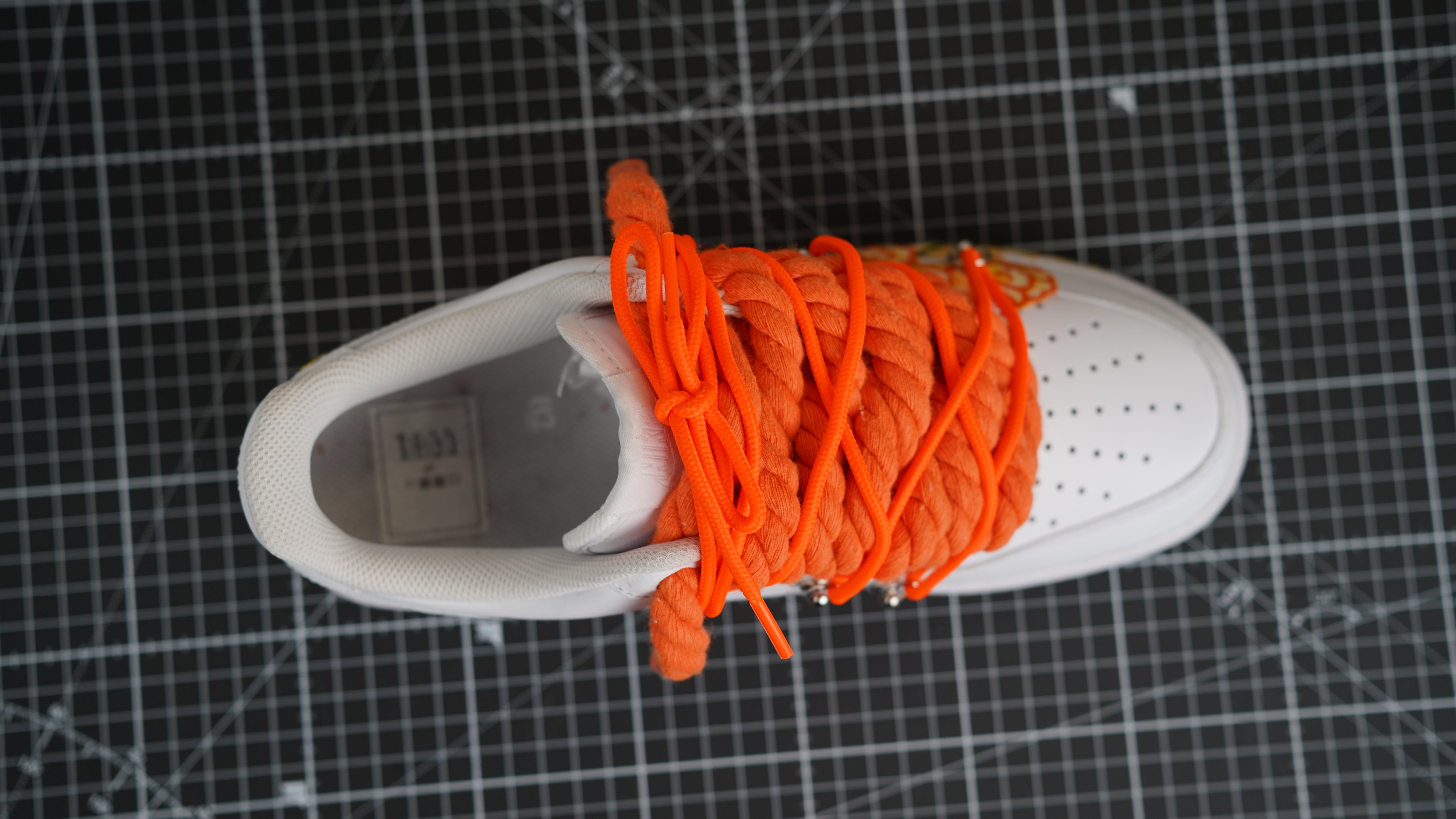 Custom Sneakers Weiß “ROPE LACES” Sunset