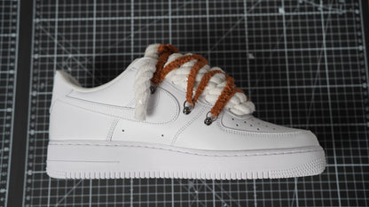 Custom Sneakers Weiß “ROPE LACES” extra Lace reddish-brown
