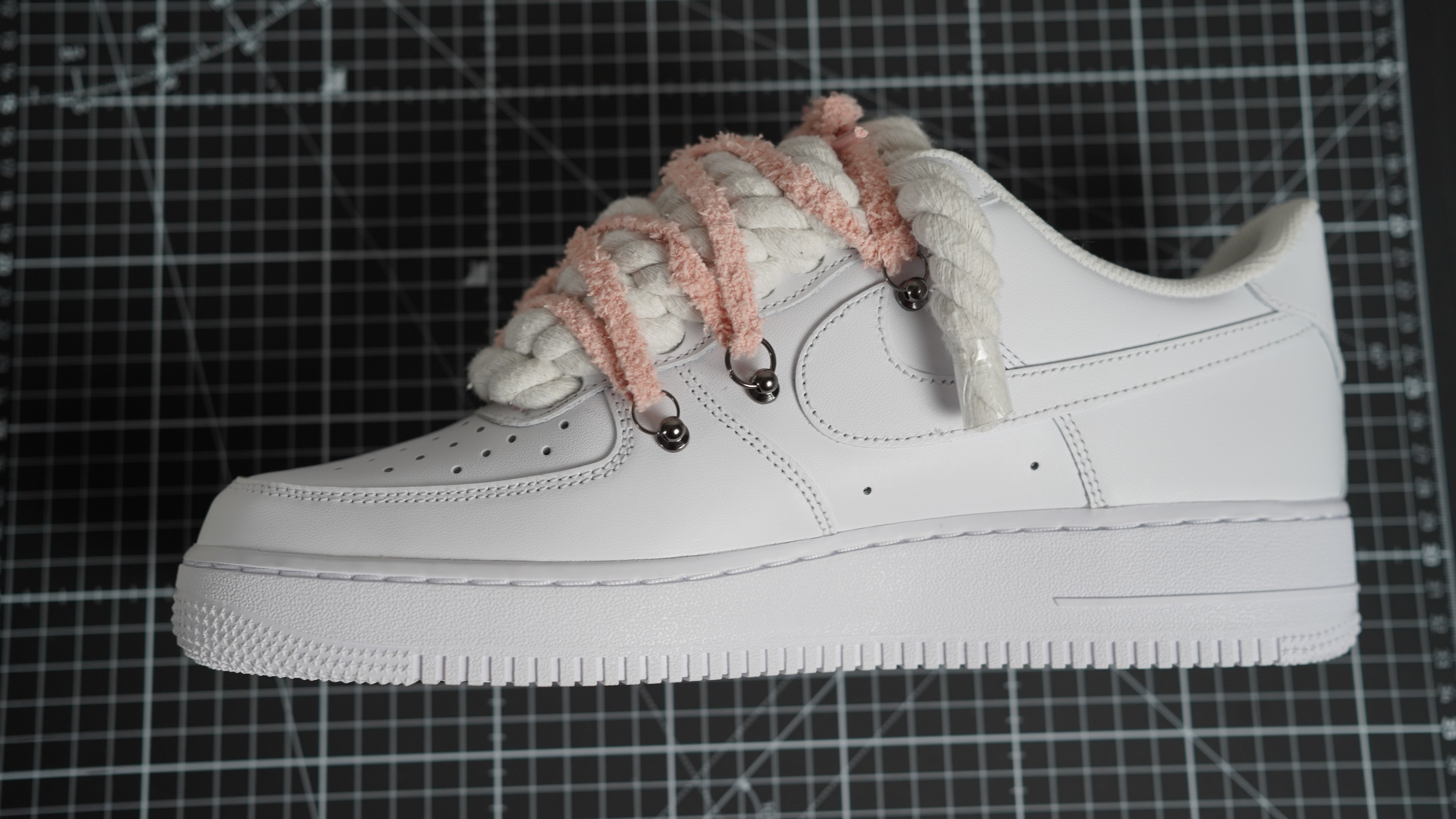 Custom Sneakers Weiß “ROPE LACES” extra Lace rosy beige