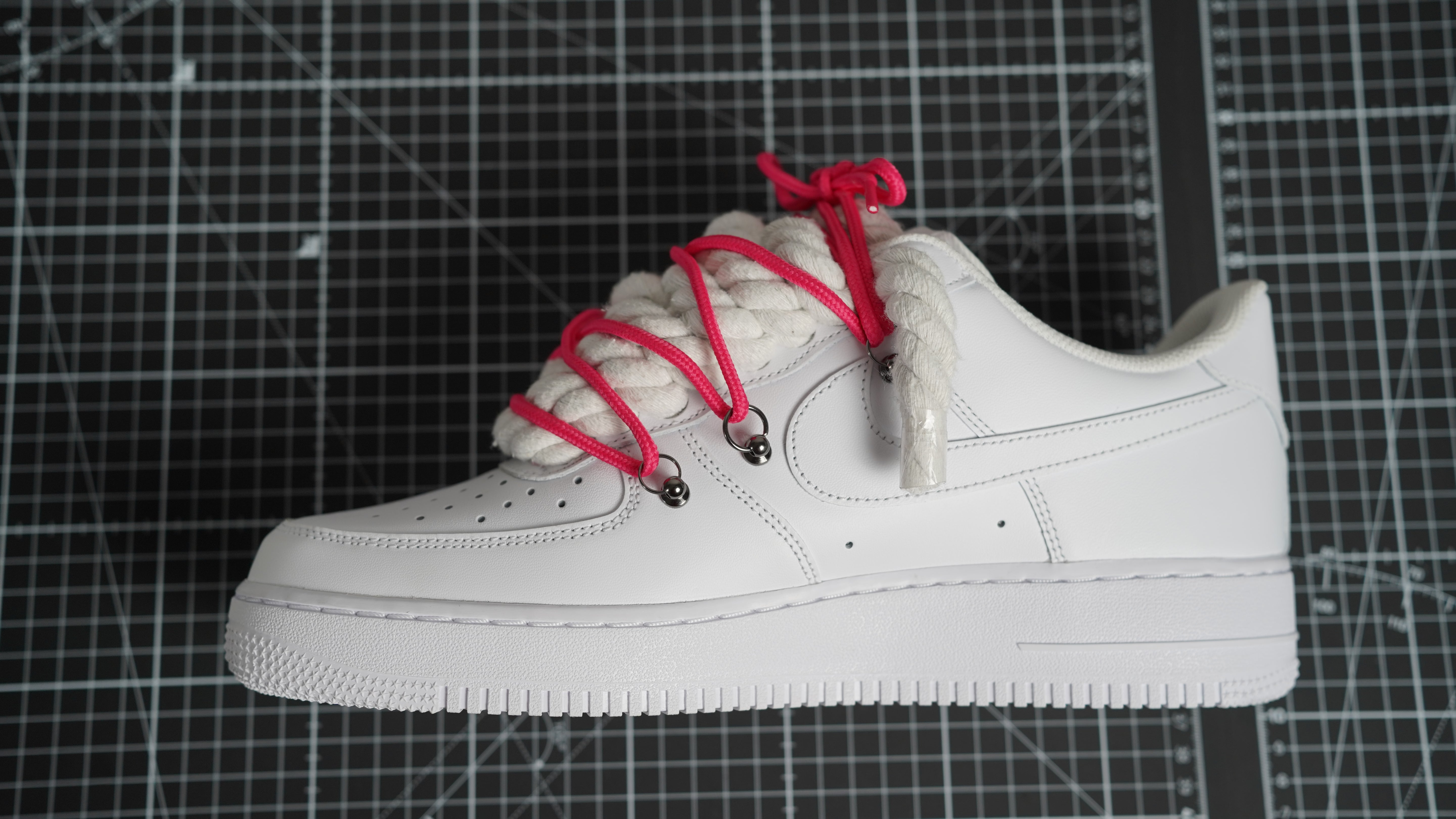 Custom Sneakers Weiß “ROPE LACES” Dunk crimson red