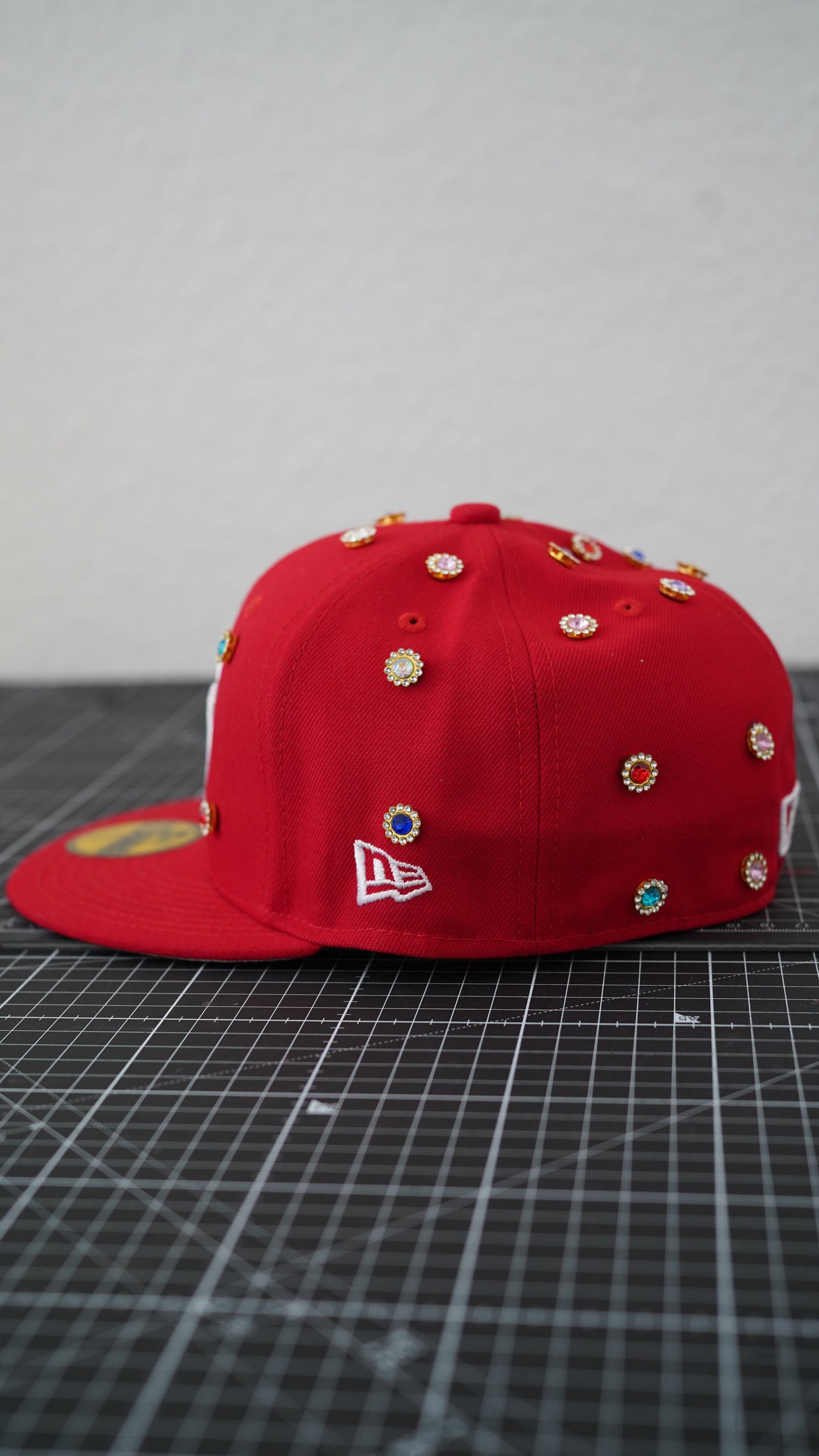 Custom-Fitted Caps “Red“ Midnight Gems