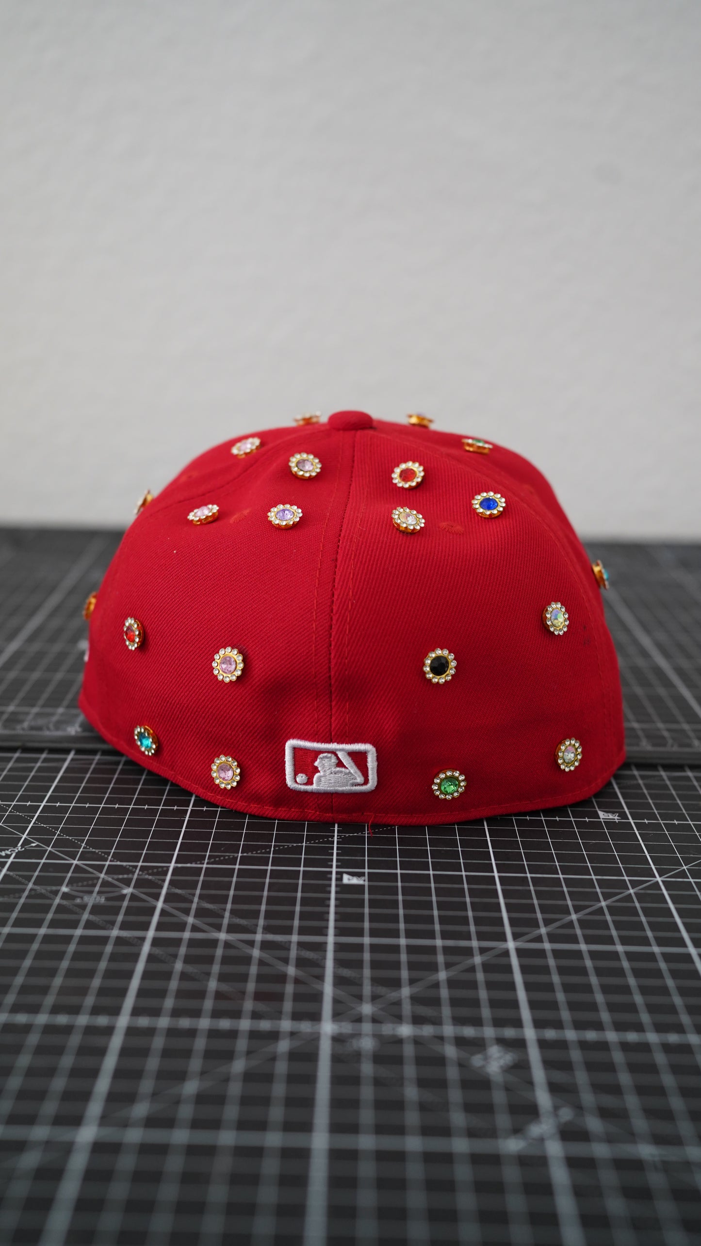 Custom-Fitted Caps “Red“ Midnight Gems