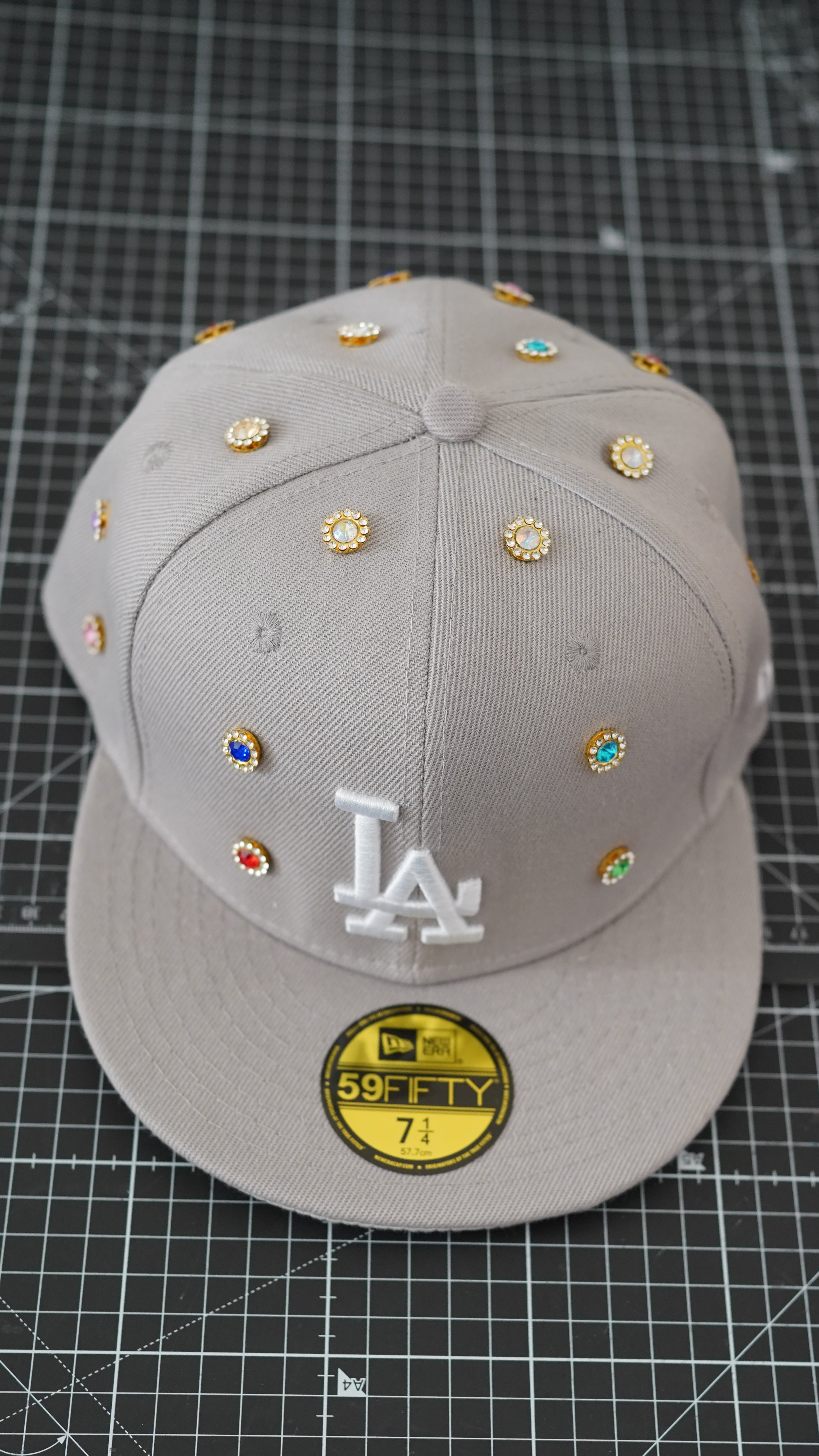 Custom-Fitted Caps “Gray“ Midnight Gems