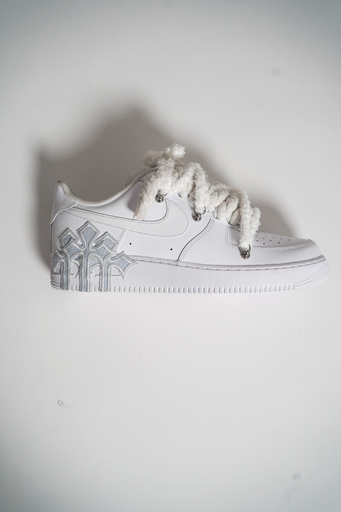 Custom Sneakers '' Rope Laces '' Thorns White Extra Laces White