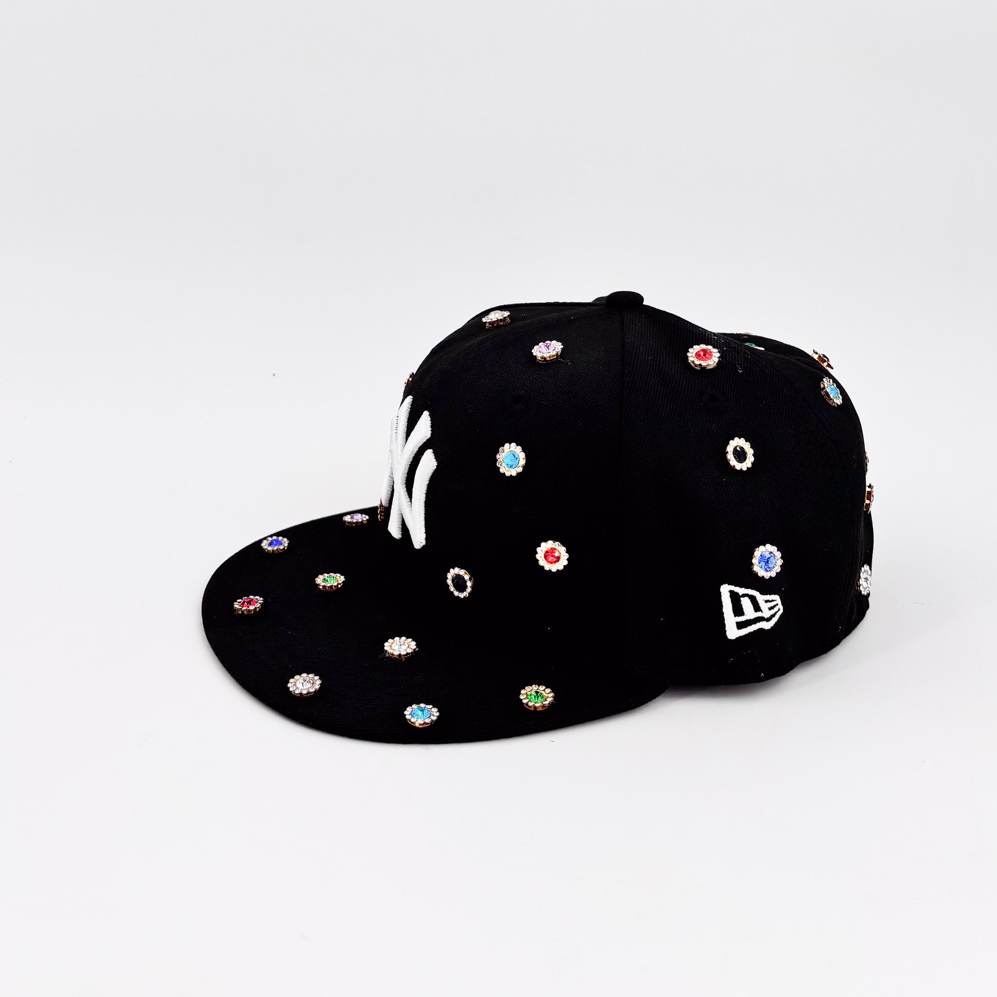 Custom-Fitted Caps “Astract“ Black